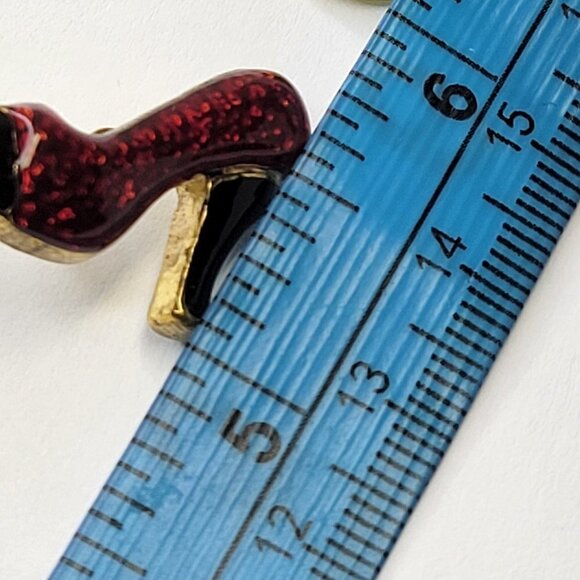 Mini Red Shoe Brooch - Picture 3 of 8